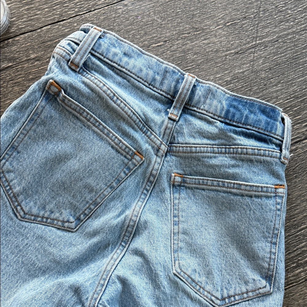 Abercrombie & Fitch 90’s Straight Ultra High Rise - Picture 4 of 5